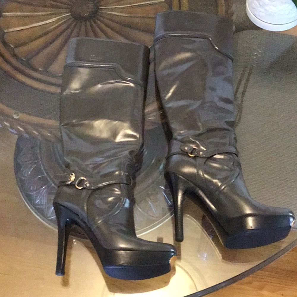 Chic Dark Gray Heeled Boots with Gold Buckles